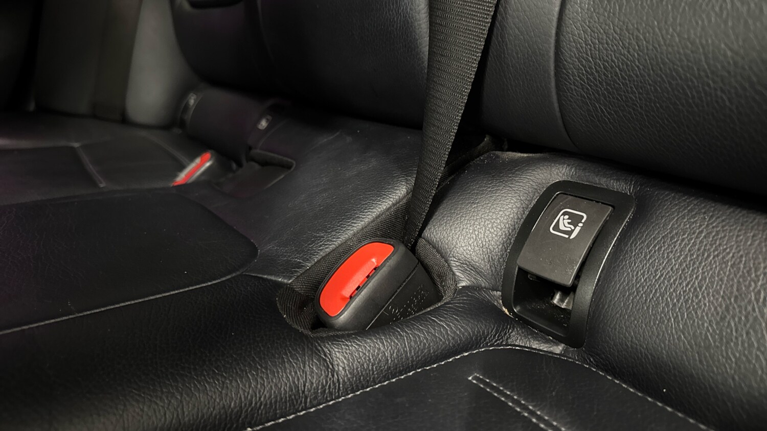 Used Mercedes-Benz C Class 2022 for sale - 77945945: Photo 17