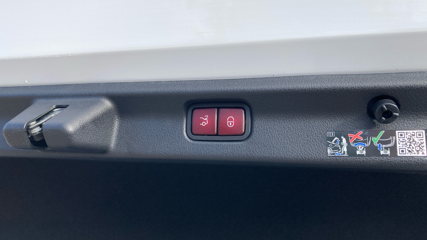 Used Mercedes-Benz EQA 2025 for sale - 78064327: Photo 30