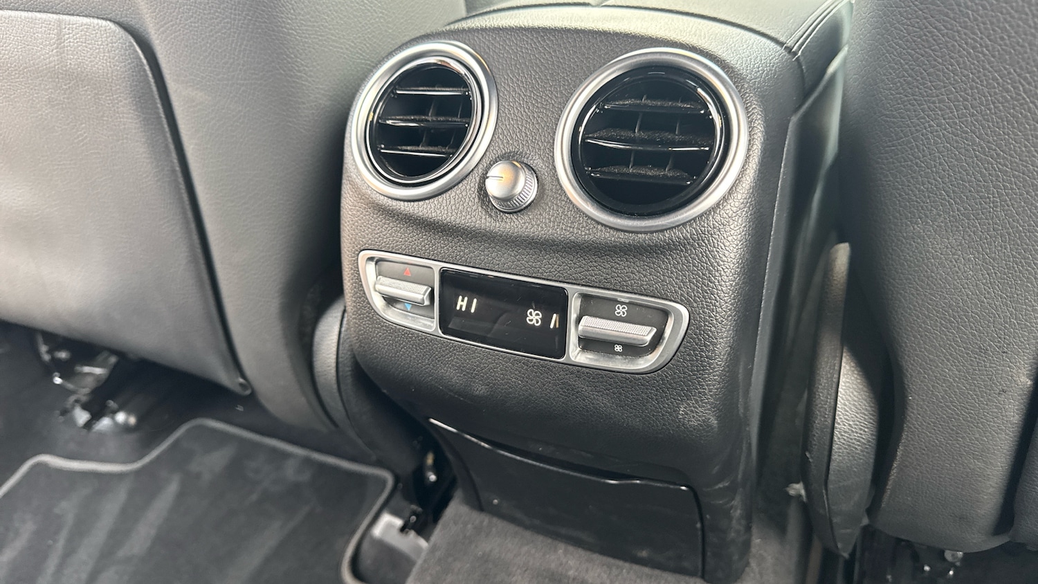 Used Mercedes-Benz GLC 2022 for sale - 77475528: Photo 33