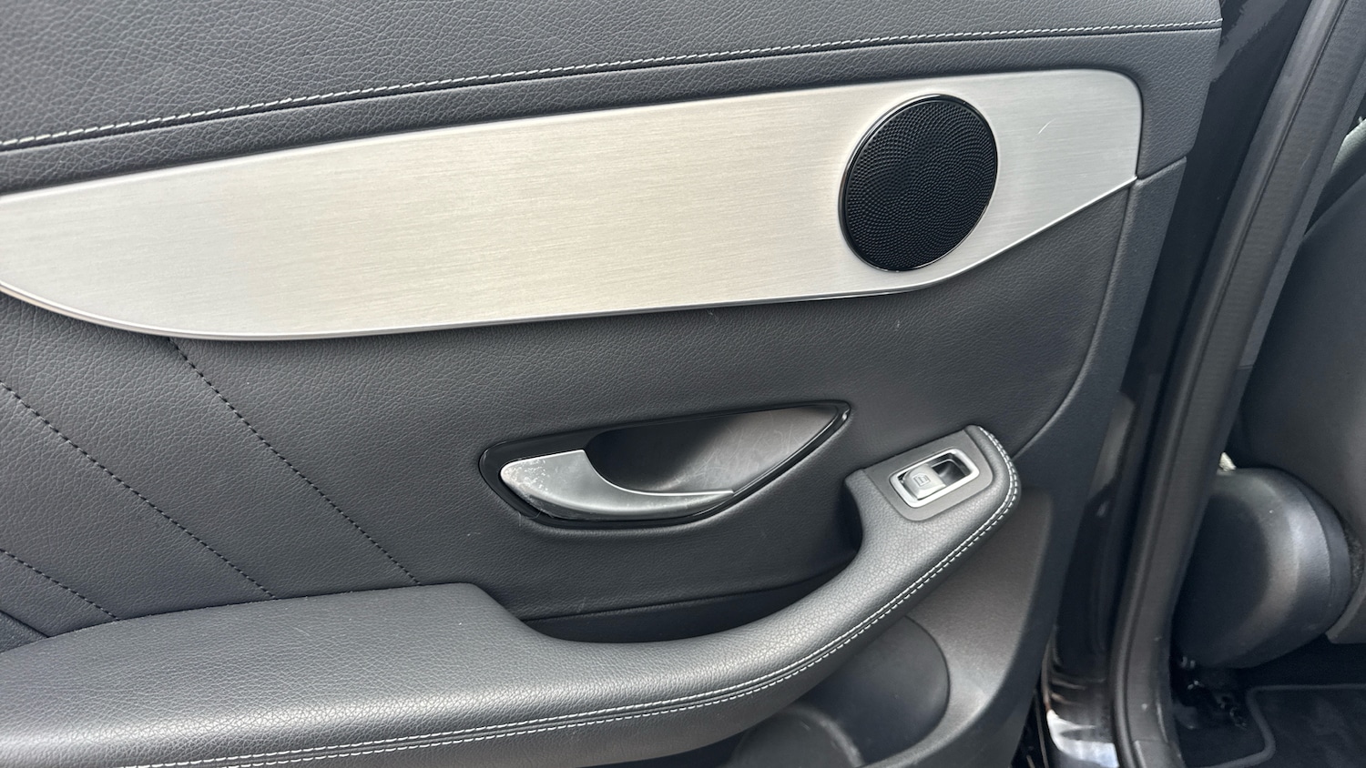 Used Mercedes-Benz GLC 2022 for sale - 77475528: Photo 38