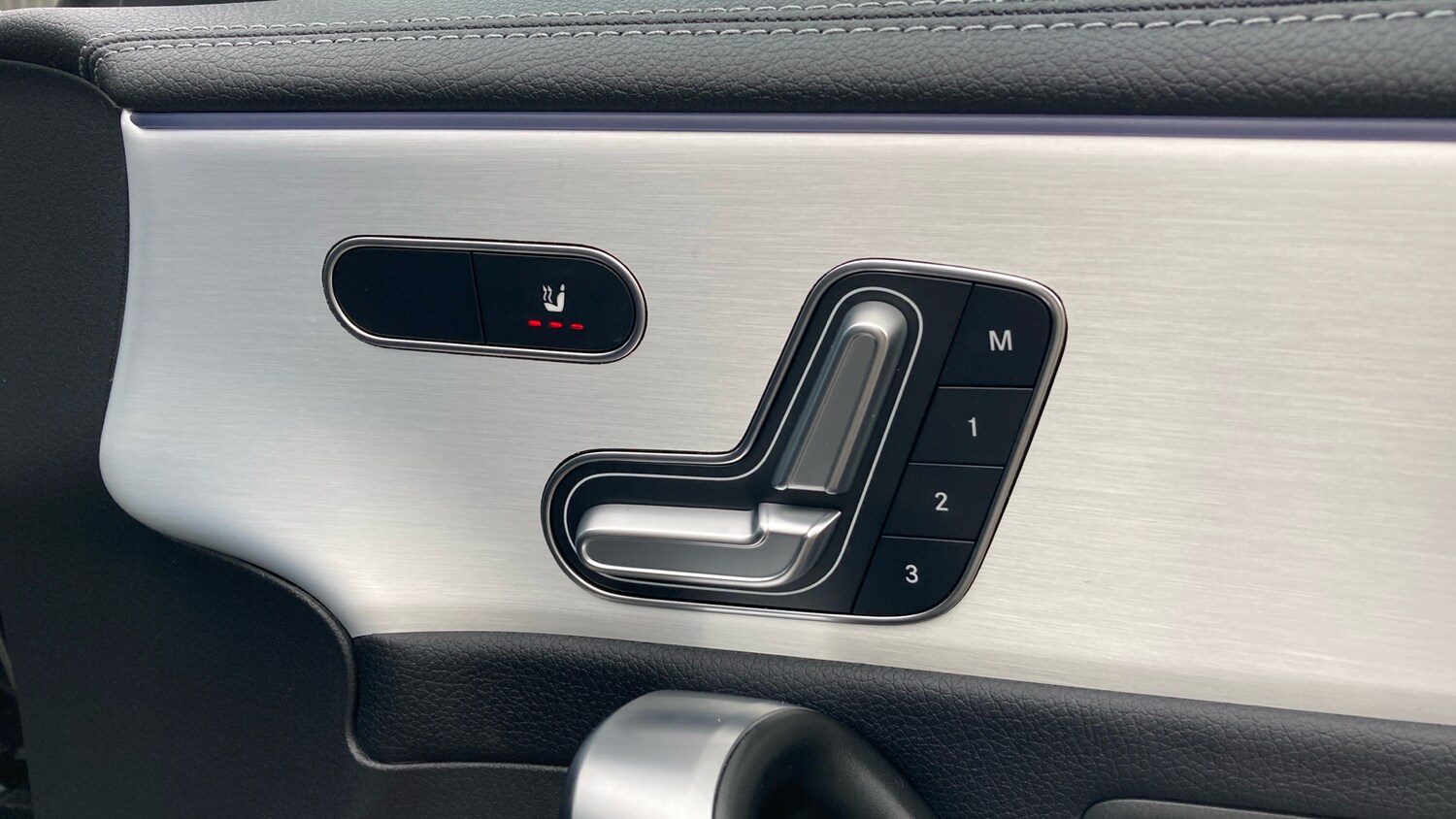 Used Mercedes-Benz CLA 2024 for sale - 76725500: Photo 31