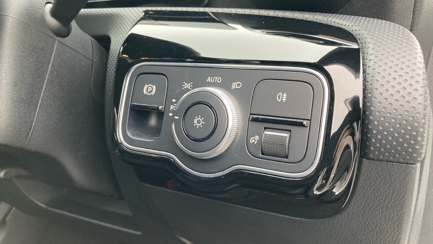 Used Mercedes-Benz A-Class 2021 for sale - 76734986: Photo 32