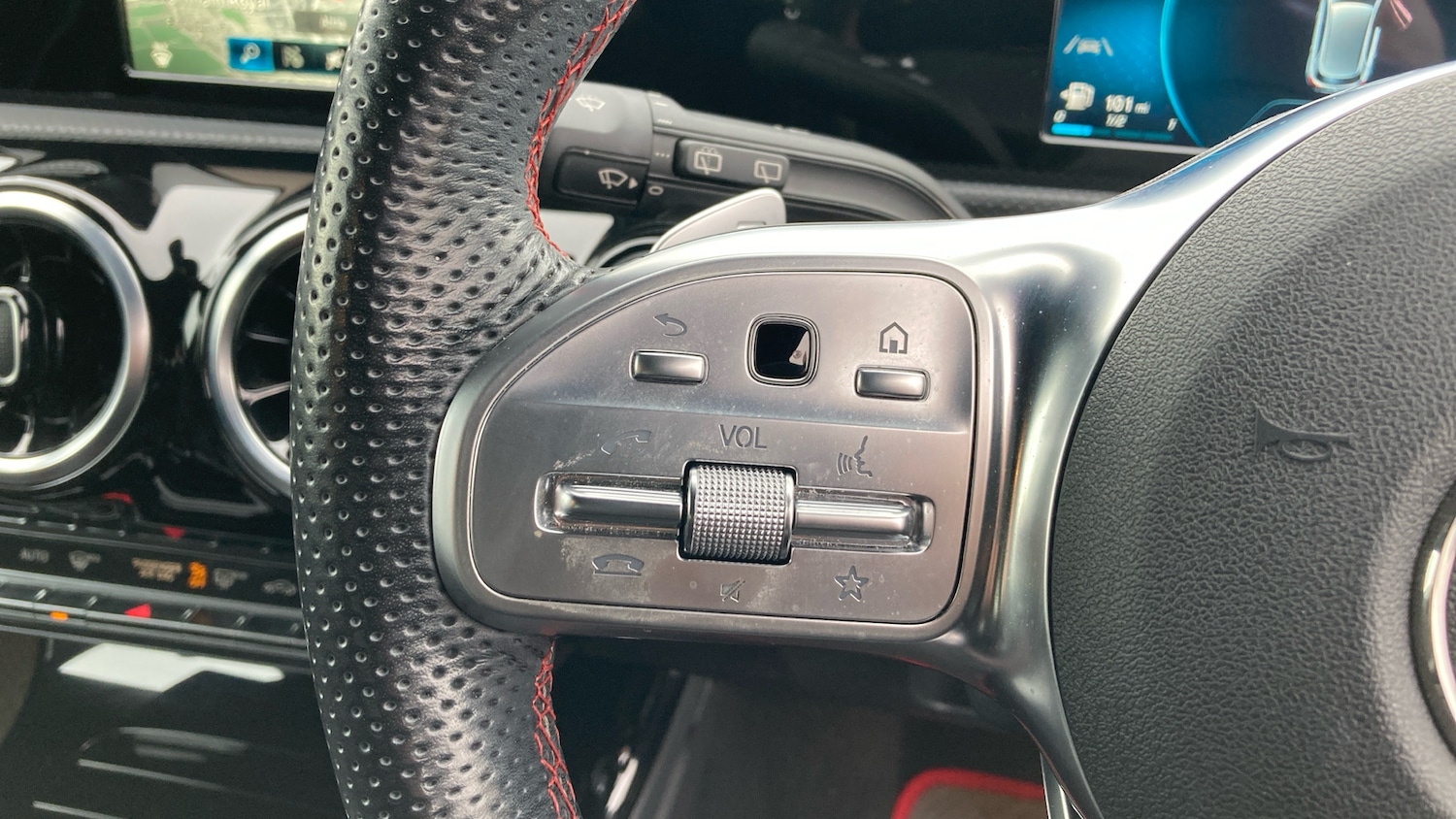 Used Mercedes-Benz A-Class 2021 for sale - 76734986: Photo 35