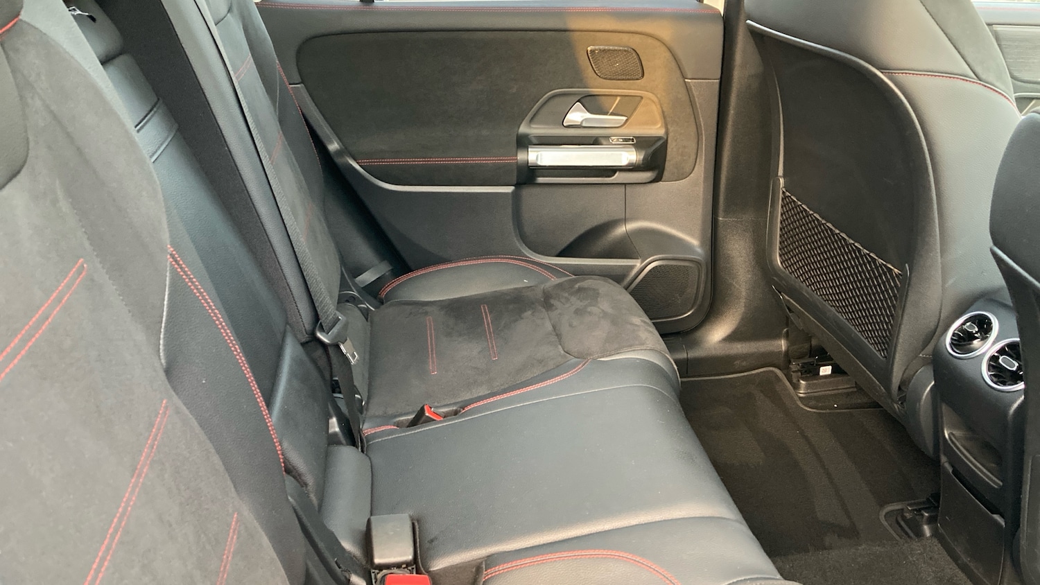 Used Mercedes-Benz EQB 2022 for sale - 76777935: Photo 16