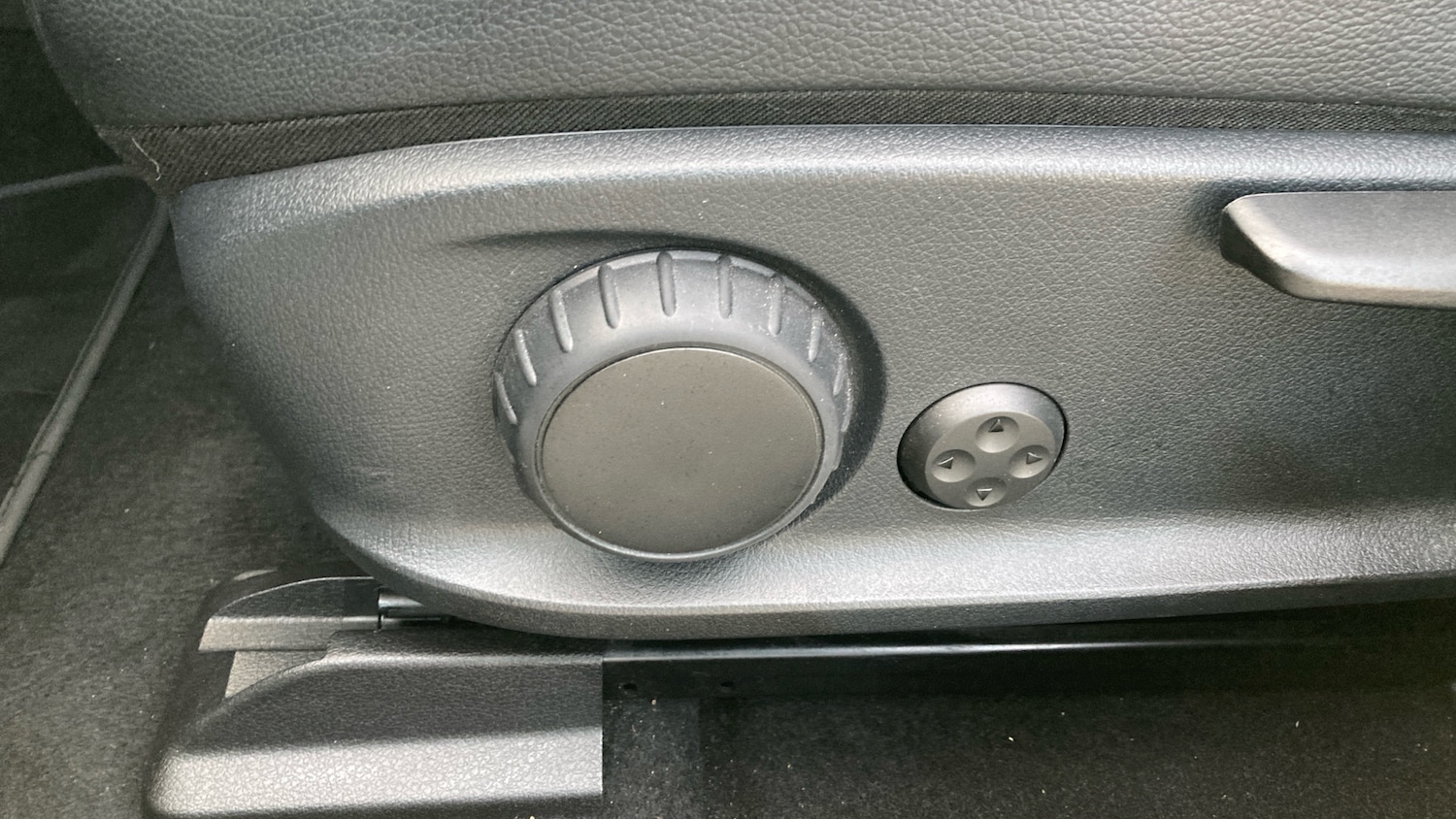 Used Mercedes-Benz EQB 2022 for sale - 76777935: Photo 27