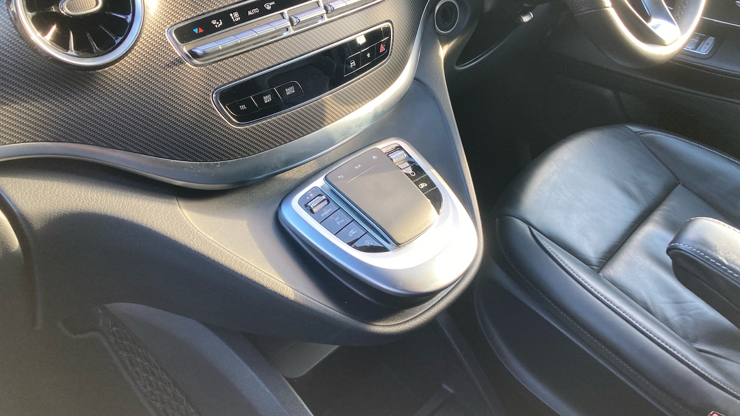 Used Mercedes-Benz V-Class 2023 for sale - 76903841: Photo 13