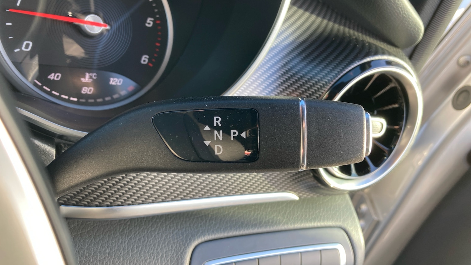 Used Mercedes-Benz V-Class 2023 for sale - 76903841: Photo 36