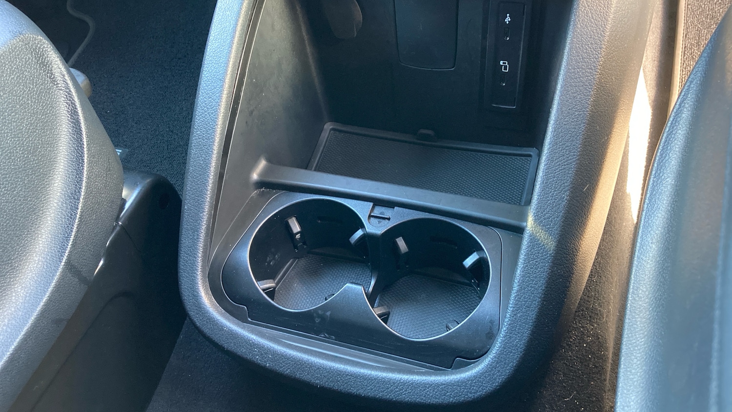 Used Mercedes-Benz V-Class 2023 for sale - 76903841: Photo 38