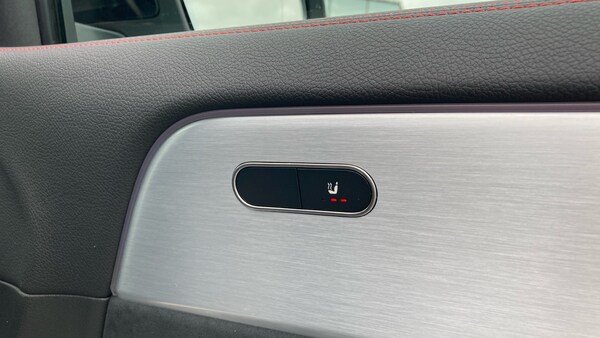 Used Mercedes-Benz EQA 2021 for sale - 75629927: Photo 32
