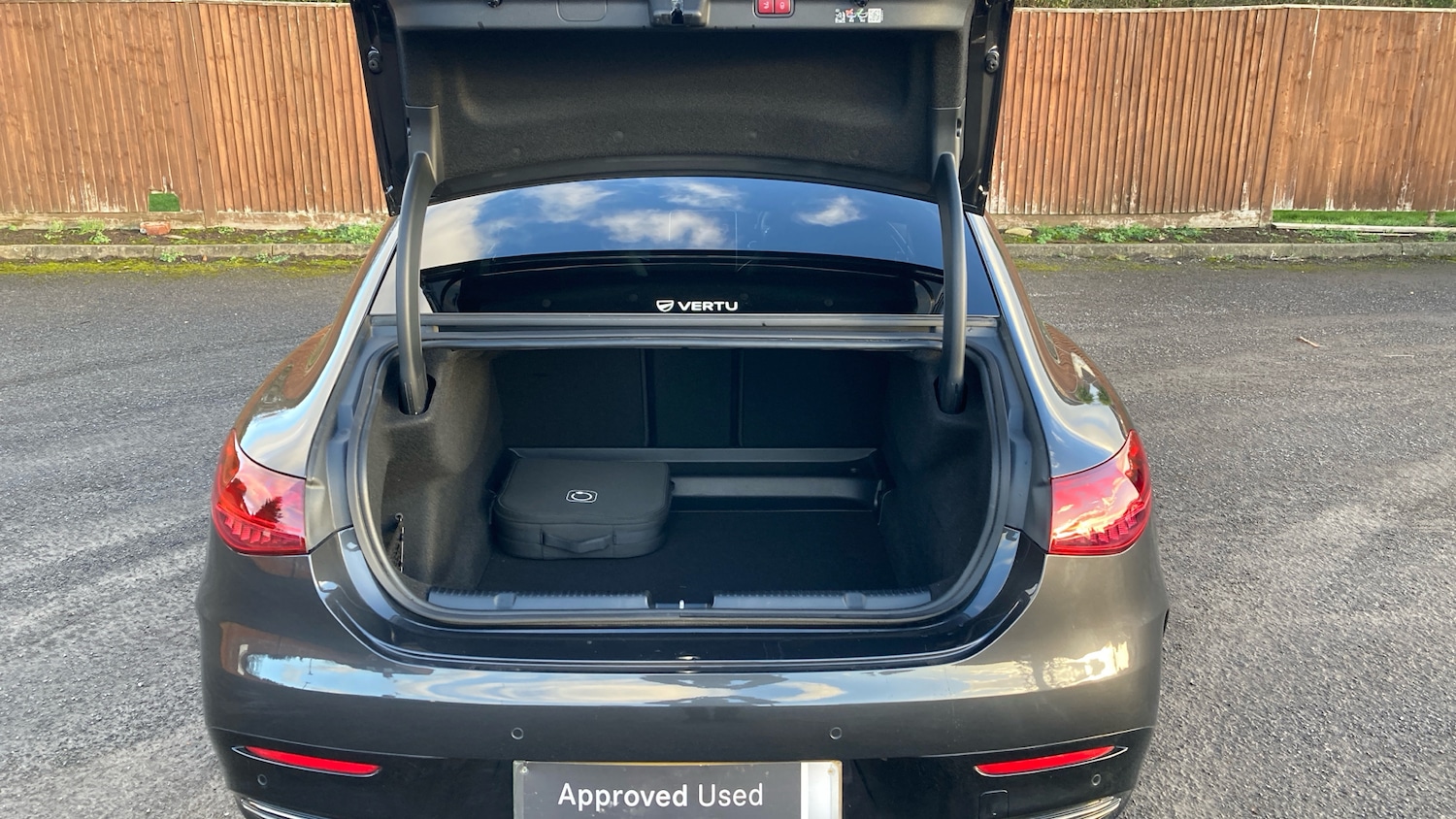 Used Mercedes-Benz EQA 2024 for sale - 77116397: Photo 4