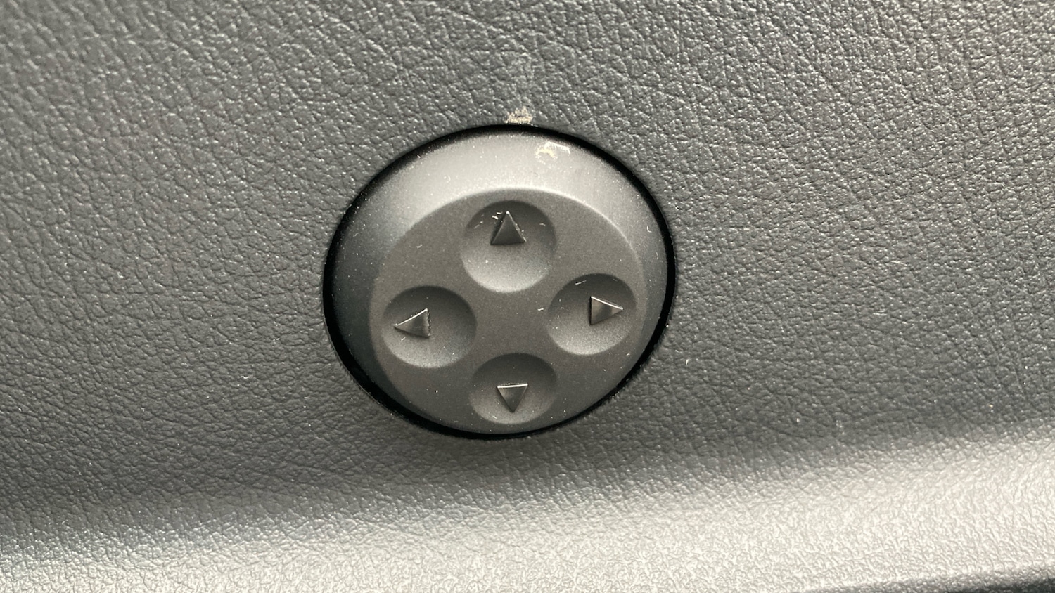 Used Mercedes-Benz GLA 2021 for sale - 77902321: Photo 25