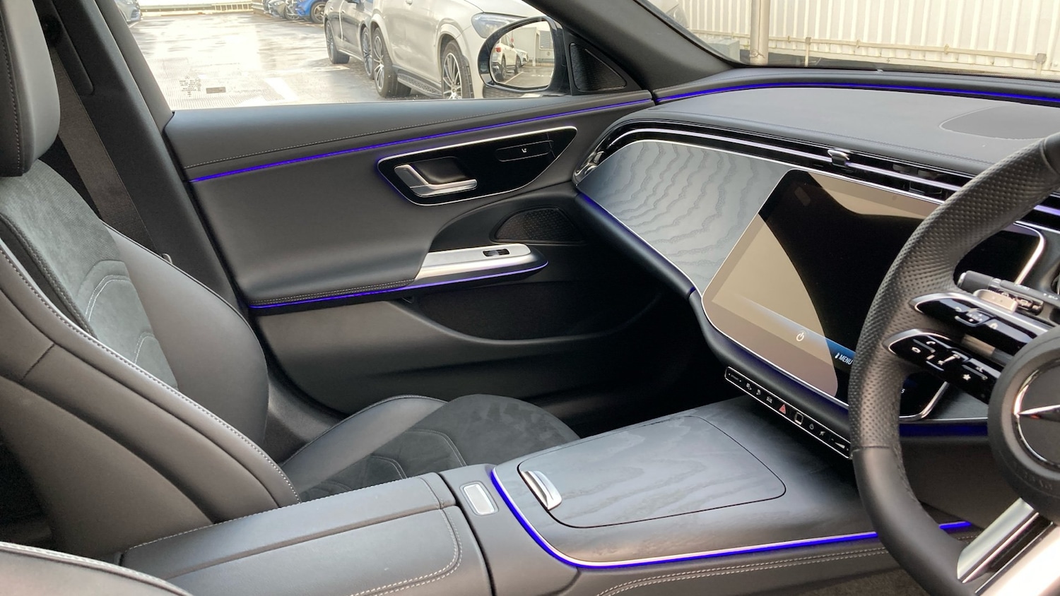 Used Mercedes-Benz E Class 2025 for sale - 77258043: Photo 14