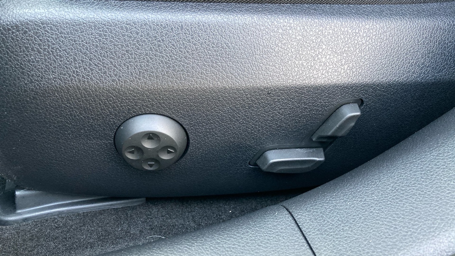 Used Mercedes-Benz E Class 2025 for sale - 77258043: Photo 25