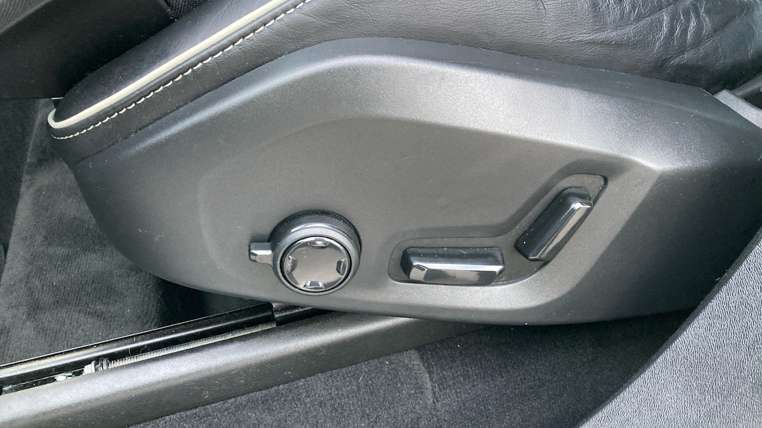 Used Volvo XC90 2021 for sale - 76402304: Photo 26