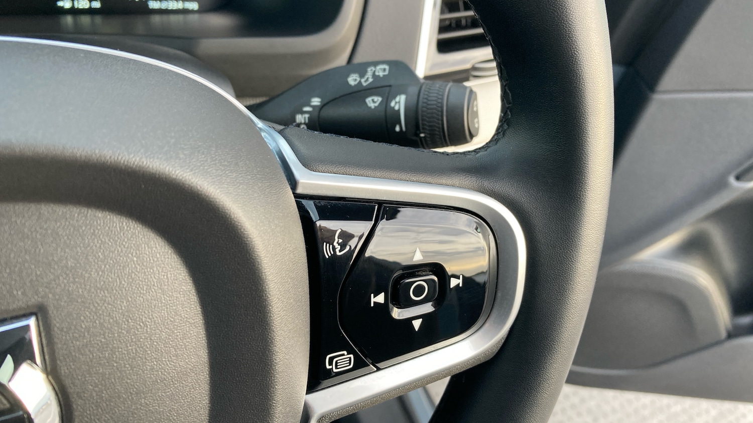 Used Volvo XC90 2021 for sale - 76402304: Photo 39