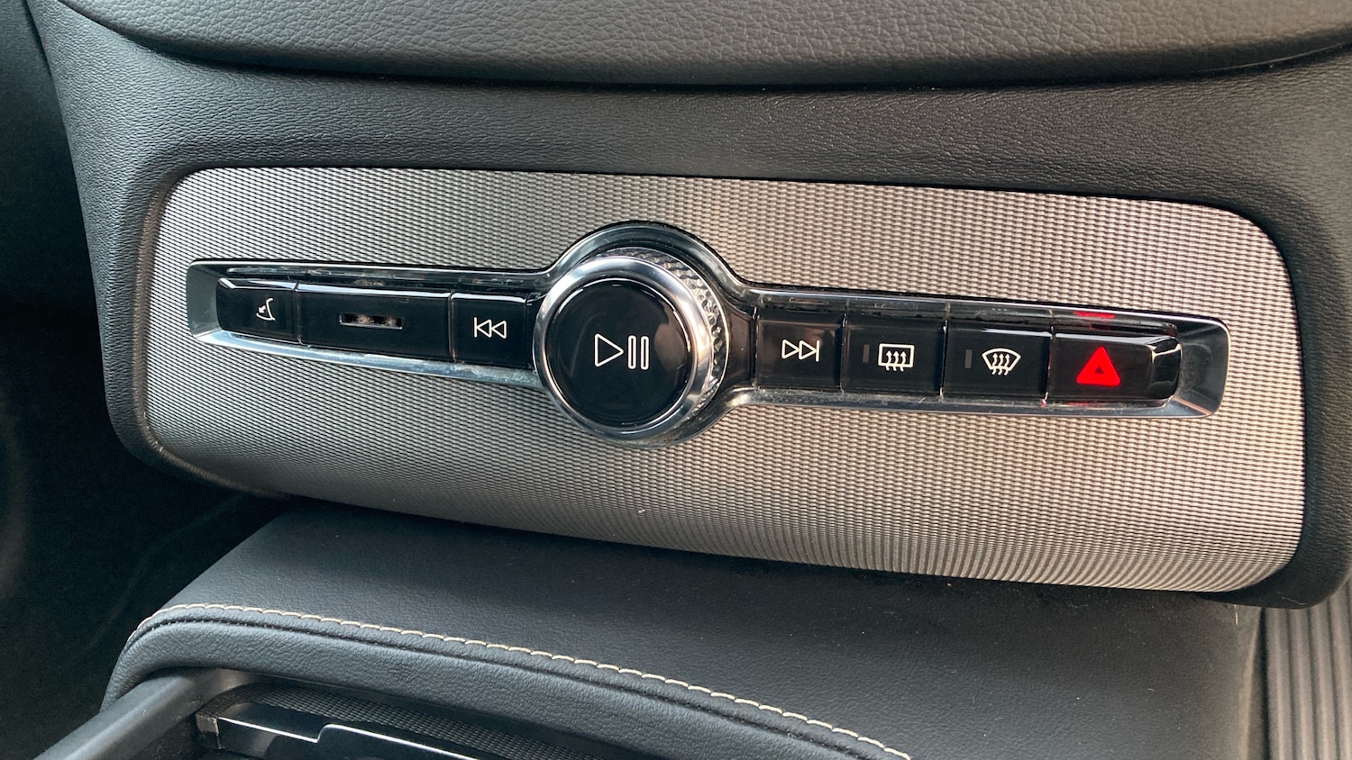 Used Volvo XC90 2021 for sale - 76402304: Photo 42