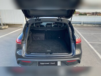 Used Mercedes-Benz EQC 2021 for sale - 76452688: Photo