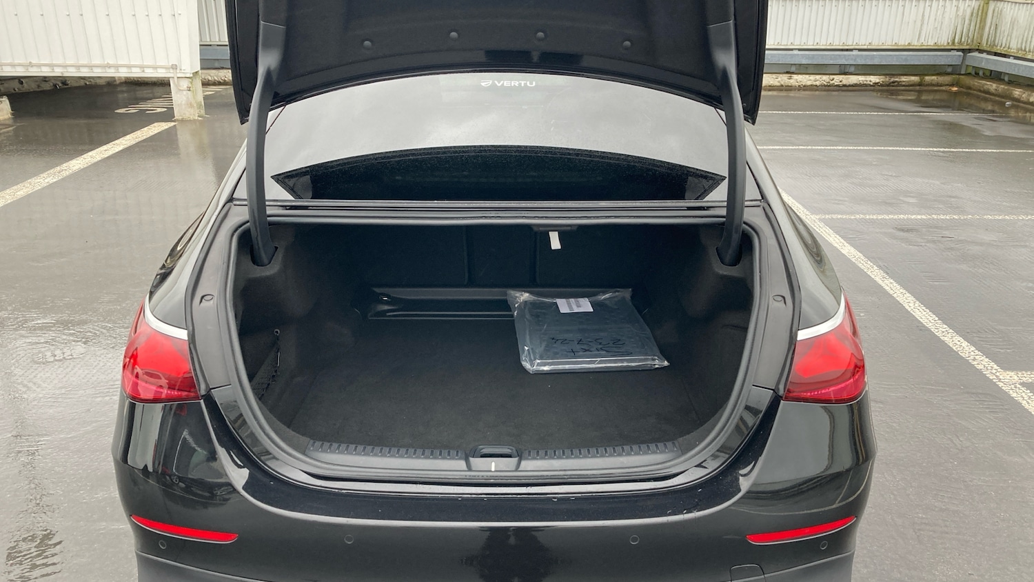 Used Mercedes-Benz E Class 2024 for sale - 77123988: Photo 4