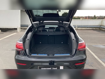 Used Mercedes-Benz GLC 2021 for sale - 75918856: Photo