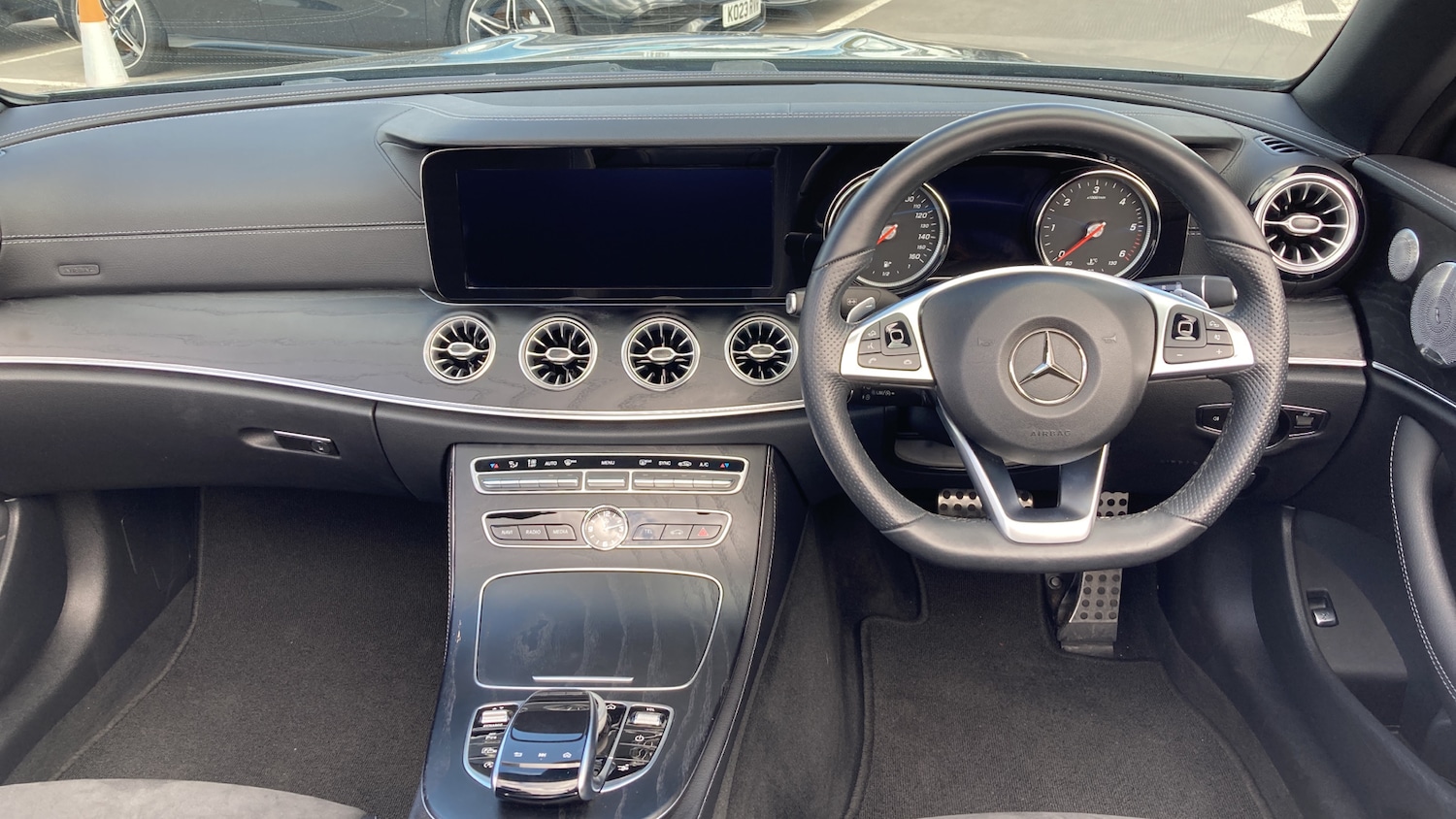 Used Mercedes-Benz E-Class 2018 for sale - 76076274: Photo 10