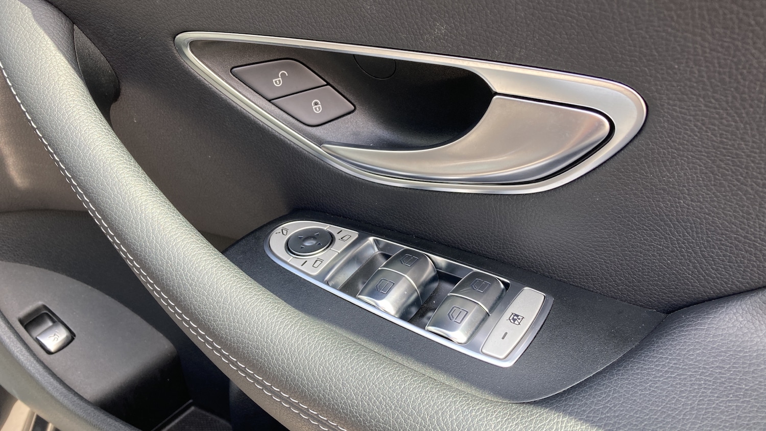 Used Mercedes-Benz E-Class 2018 for sale - 76076274: Photo 30