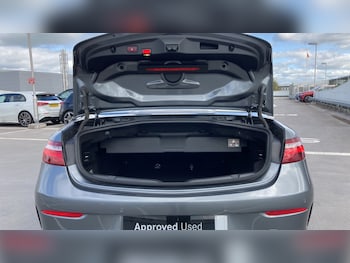 Used Mercedes-Benz E-Class 2018 for sale - 76076274: Photo 4