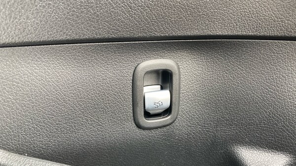 Used Mercedes-Benz C-Class 2024 for sale - 75485487: Photo 34