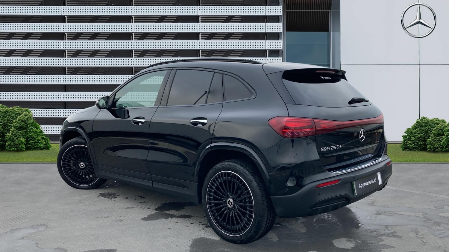 Used Mercedes-Benz EQA 2024 for sale - 76859665: Photo 2