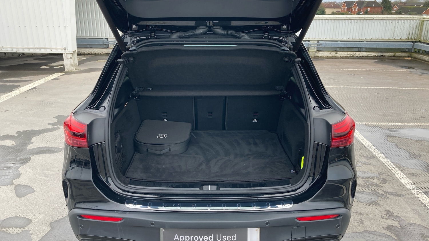 Used Mercedes-Benz EQA 2024 for sale - 76859665: Photo 4