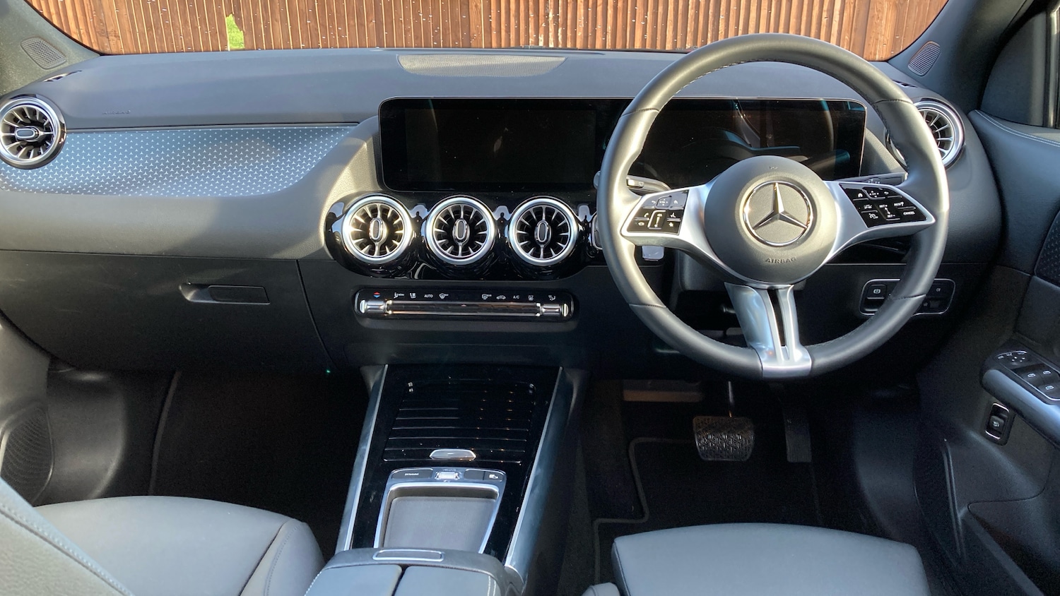 Used Mercedes-Benz EQA 2024 for sale - 77106414: Photo 10