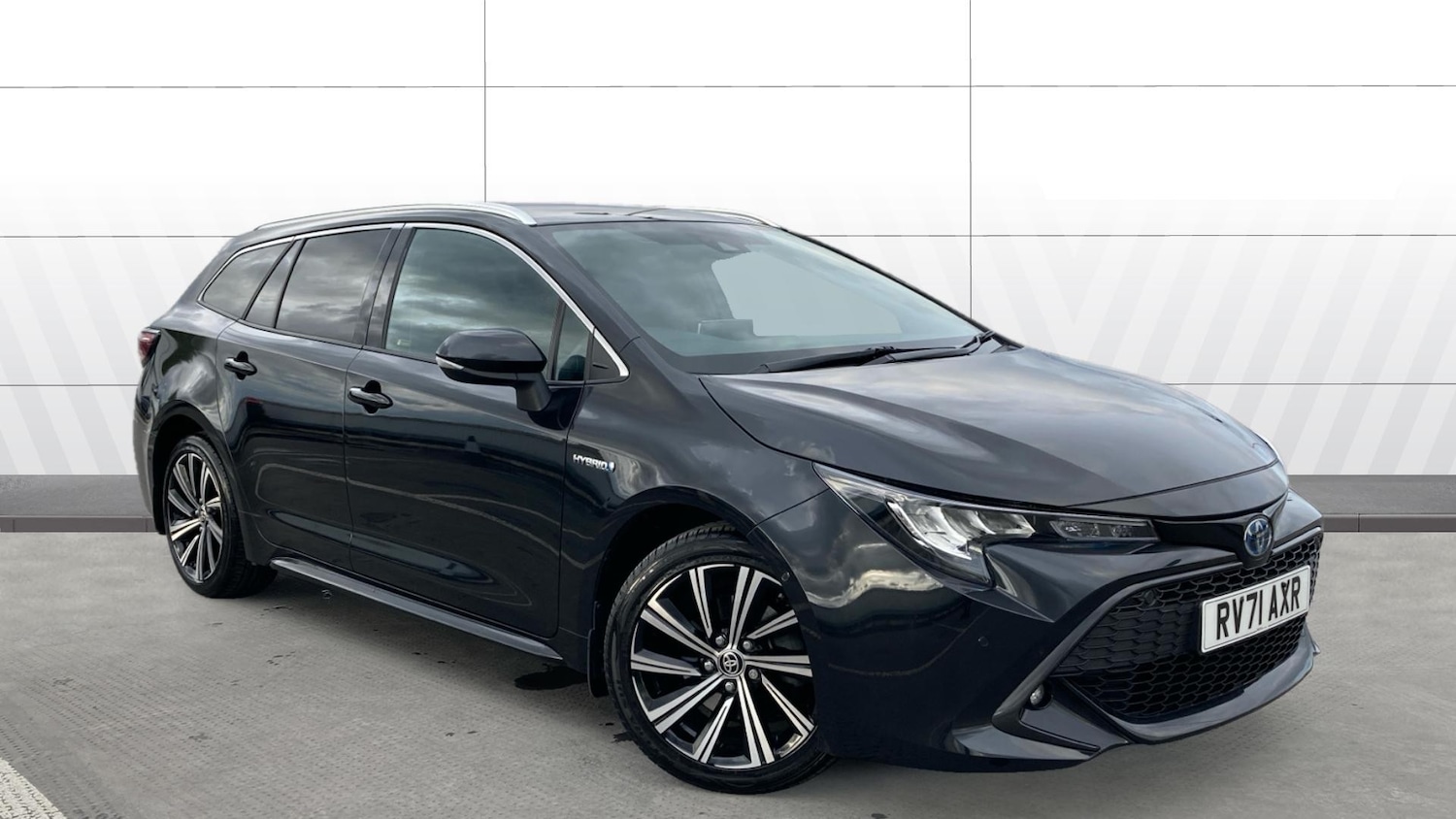 Used Toyota Corolla 2021 for sale - 76343852: Photo 1