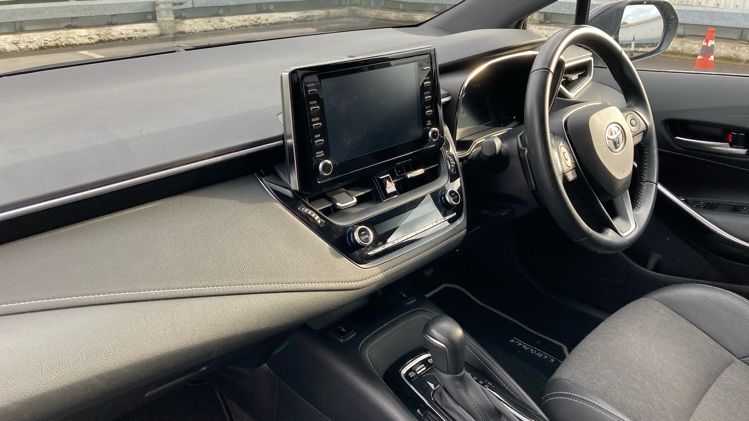 Used Toyota Corolla 2021 for sale - 76343852: Photo 9