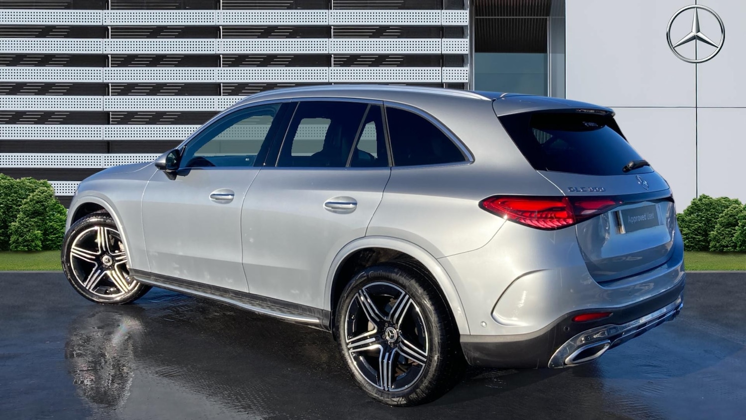 Used Mercedes-Benz GLC 2024 for sale - 77917647: Photo 2
