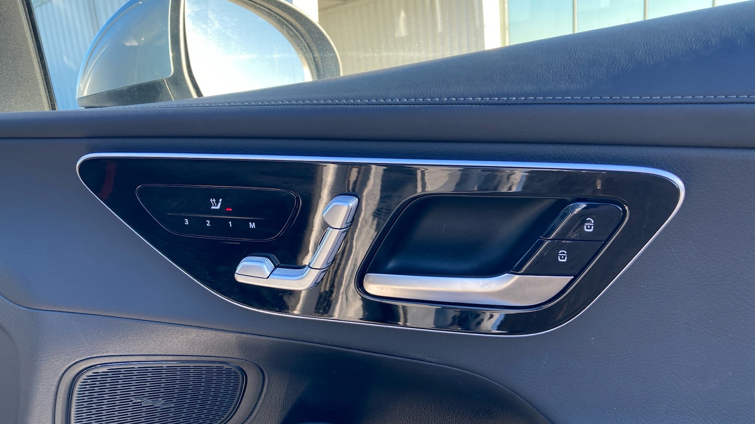 Used Mercedes-Benz GLC 2024 for sale - 77917647: Photo 33