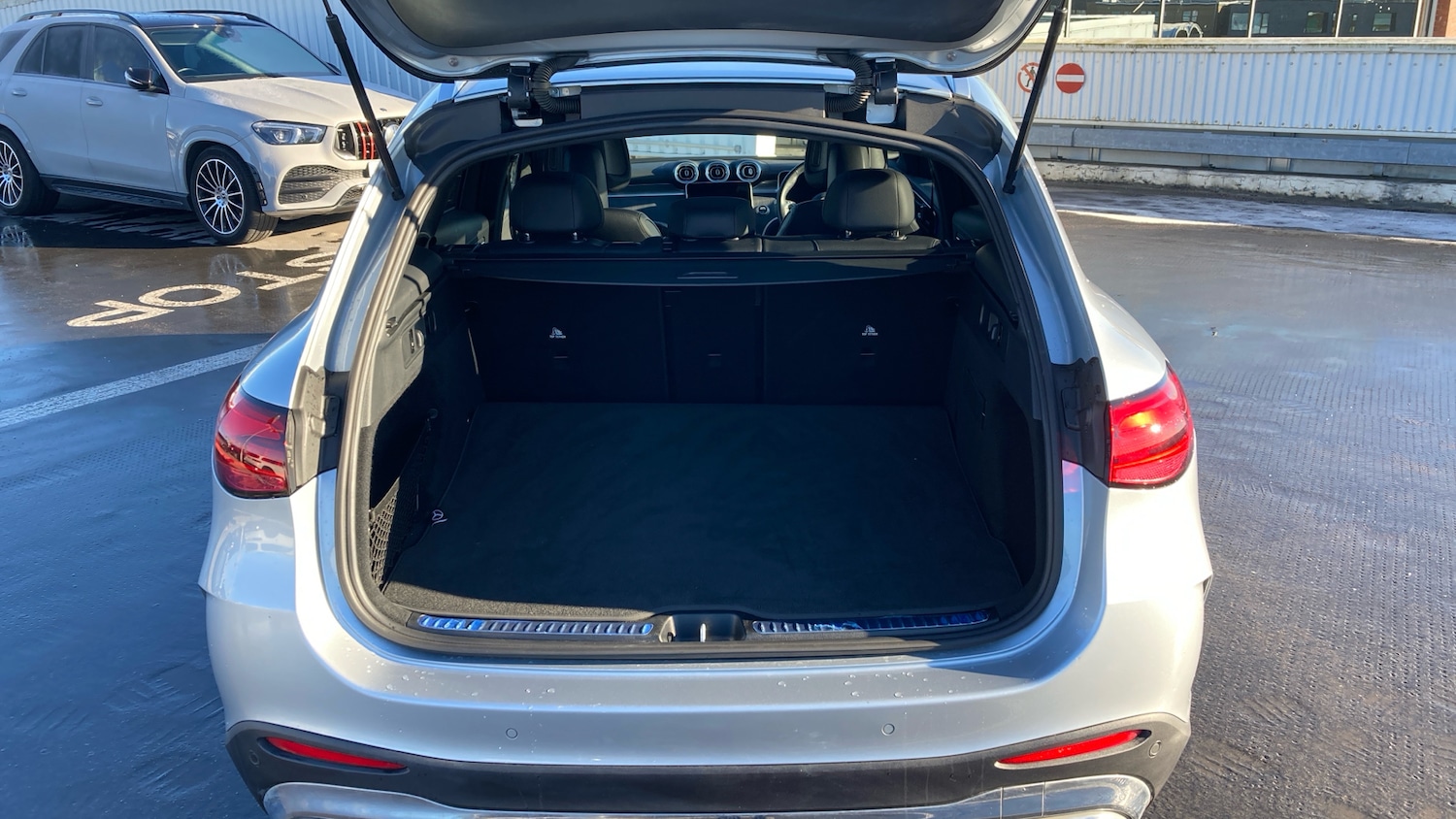 Used Mercedes-Benz GLC 2024 for sale - 77917647: Photo 4