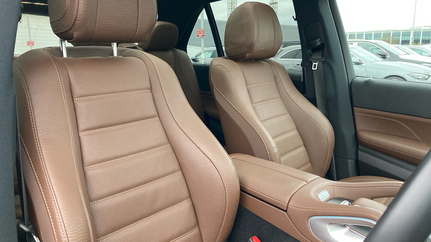 Used Mercedes-Benz GLE 2024 for sale - 77743134: Photo 31