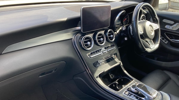 Used Mercedes-Benz GLC 2016 for sale - 76222184: Photo 9