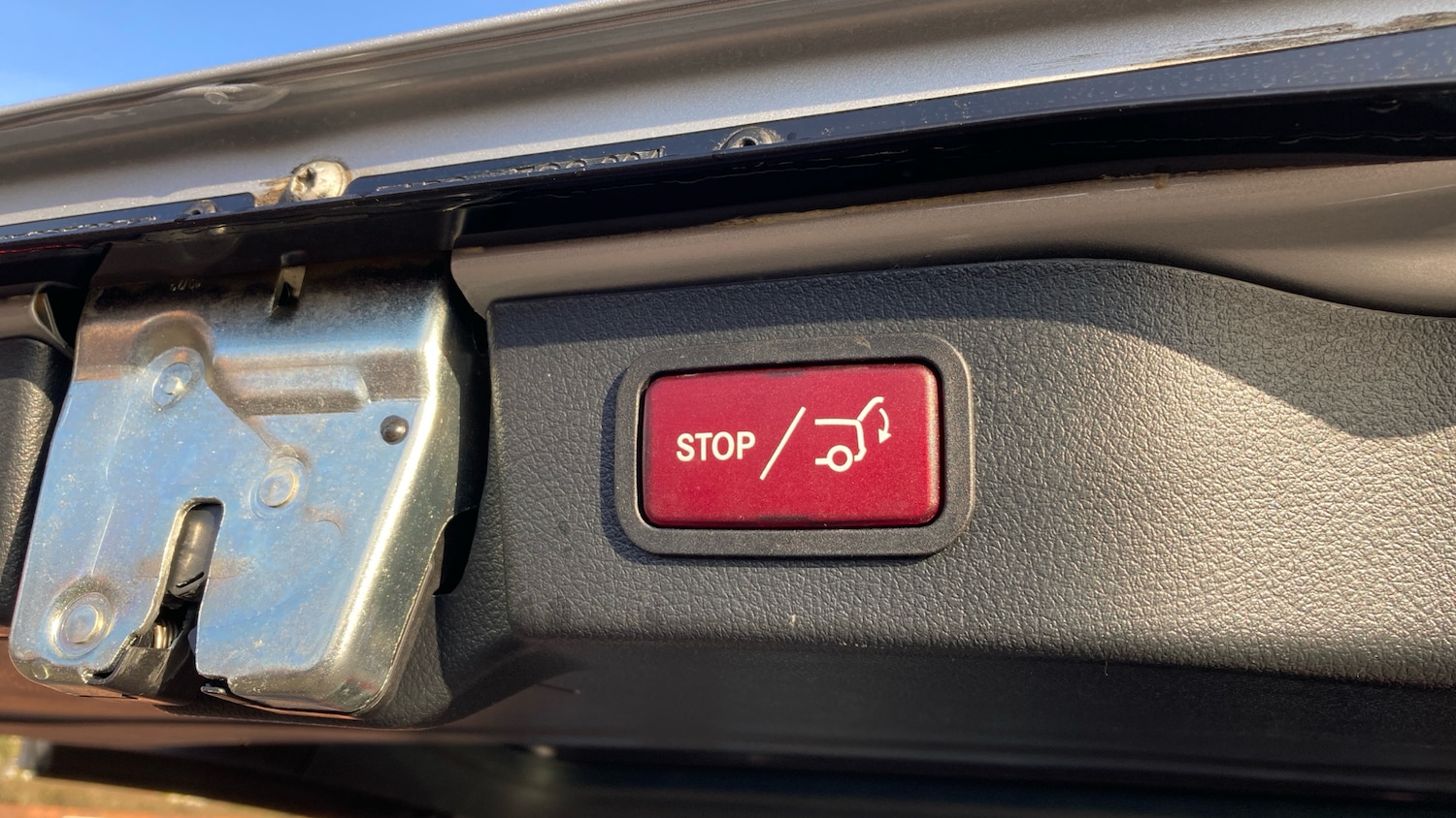 Used Mercedes-Benz V-Class 2023 for sale - 77179940: Photo 27