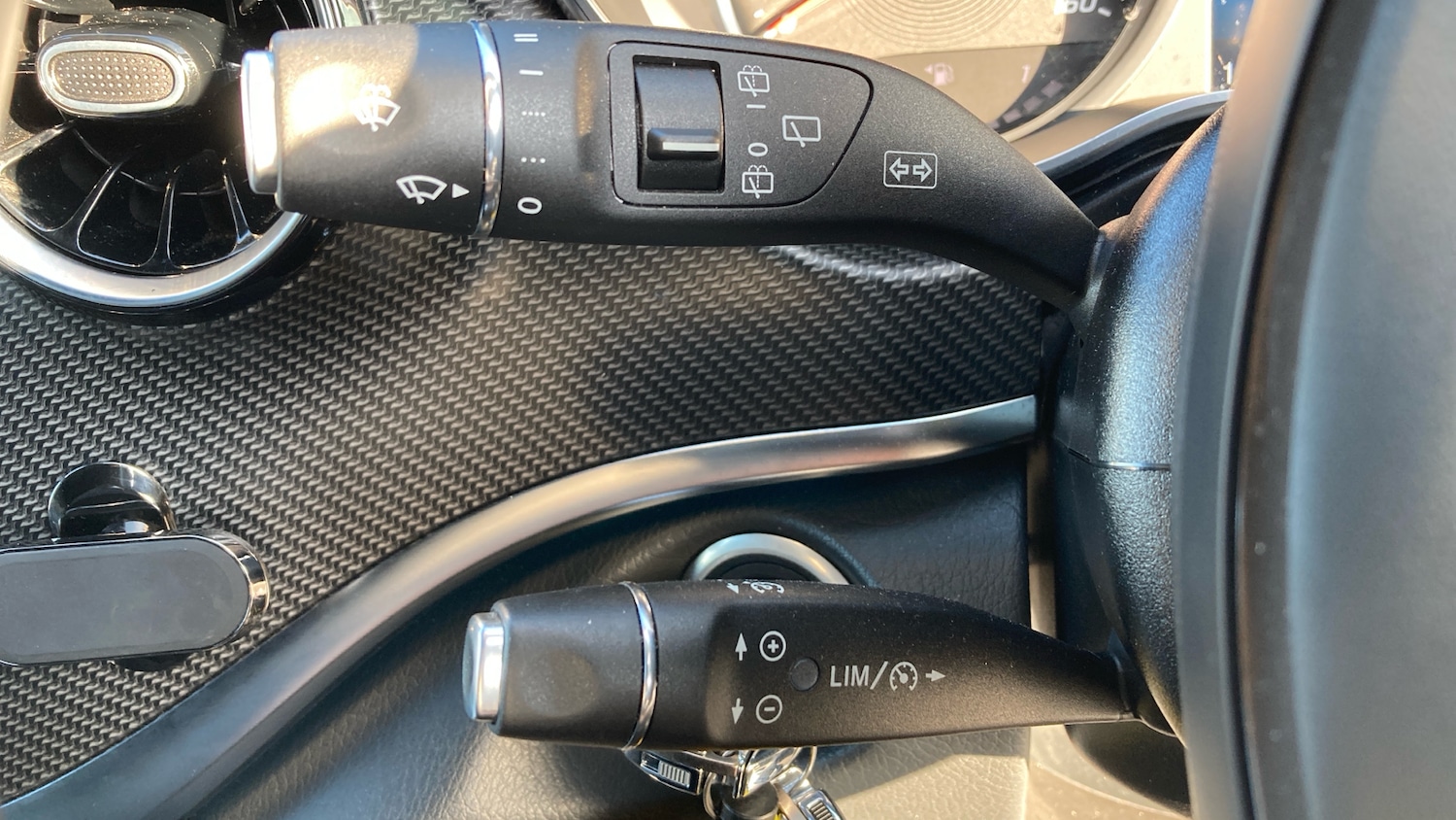 Used Mercedes-Benz V-Class 2023 for sale - 77179940: Photo 38