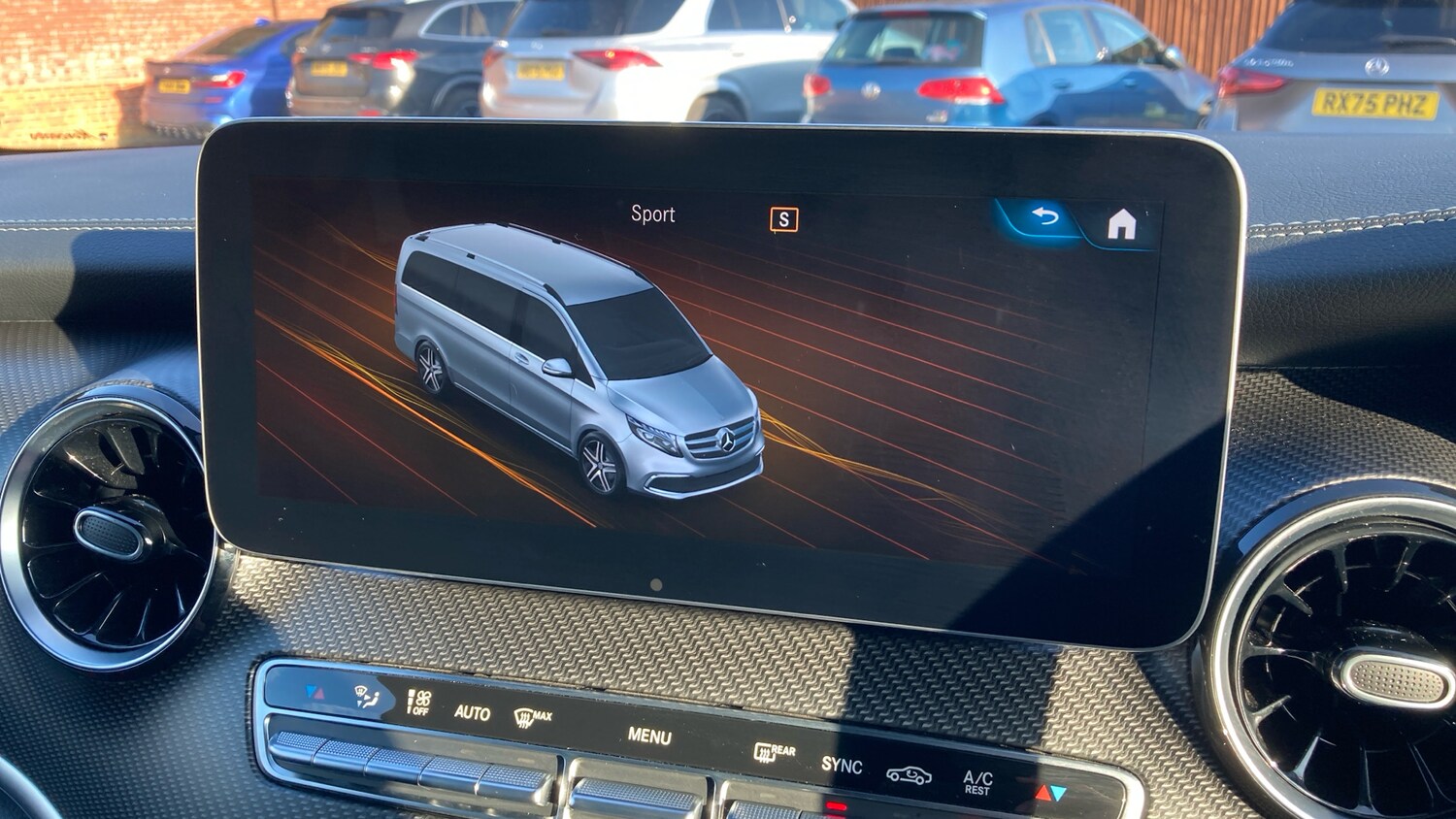 Used Mercedes-Benz V-Class 2023 for sale - 77179940: Photo 43