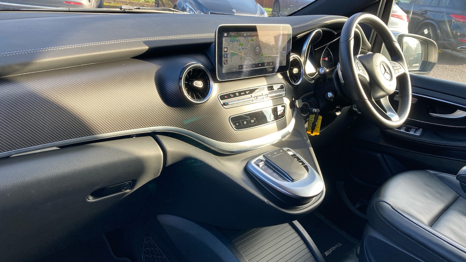 Used Mercedes-Benz V-Class 2023 for sale - 77179940: Photo 9