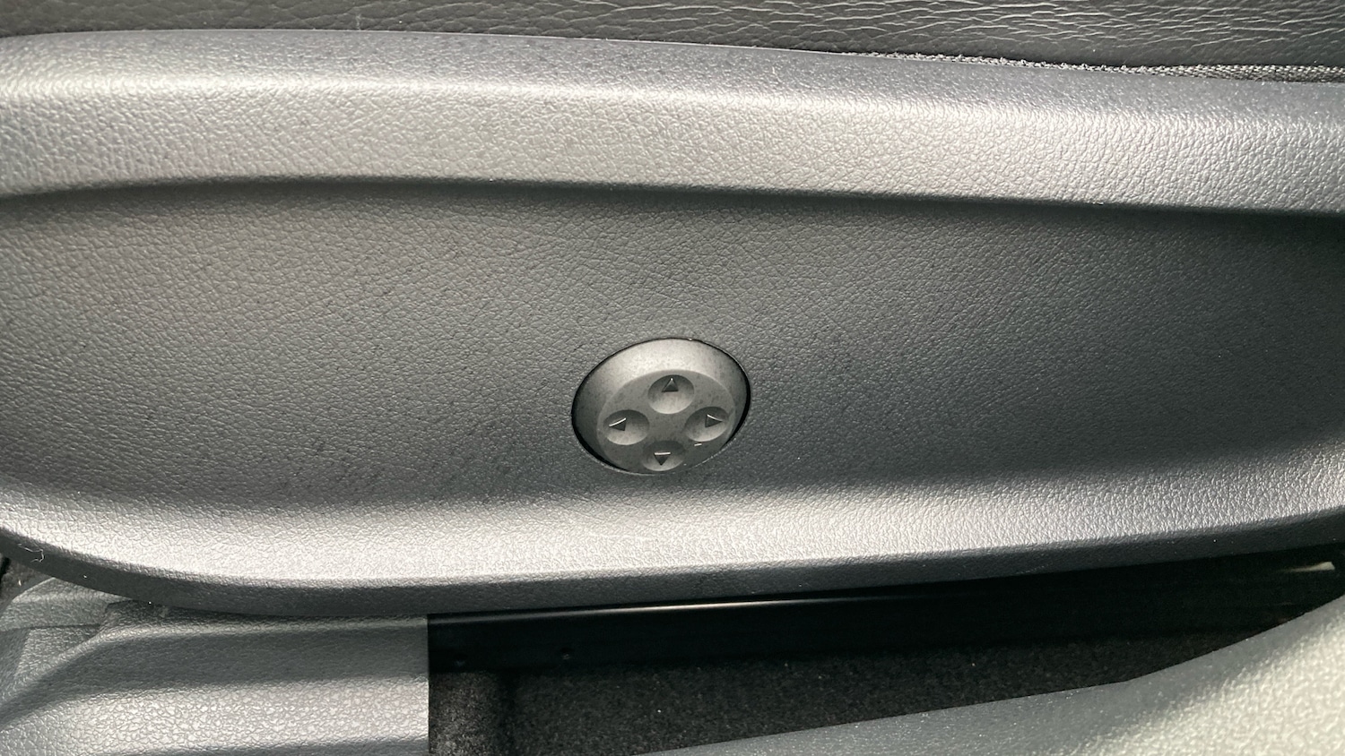 Used Mercedes-Benz CLA 2024 for sale - 76833975: Photo 26