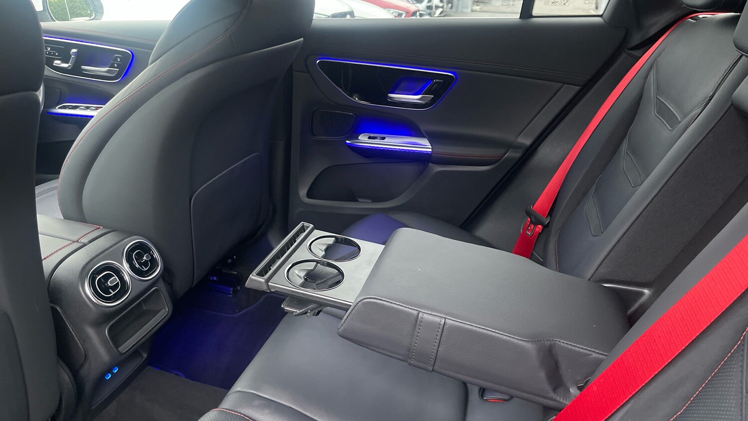 Used Mercedes-Benz GLC 2025 for sale - 77712939: Photo 32