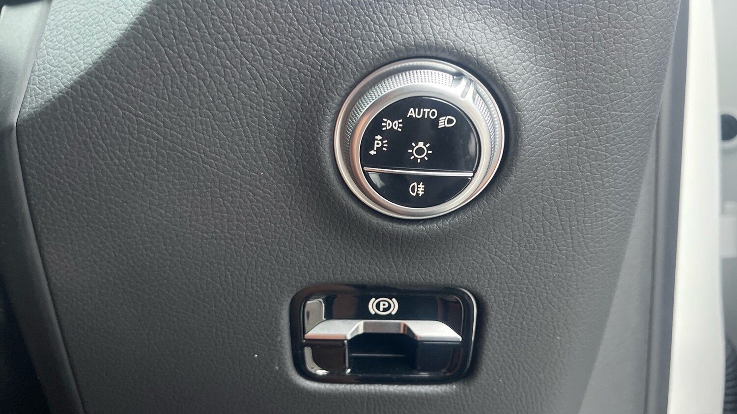 Used Mercedes-Benz GLC 2025 for sale - 77712939: Photo 38