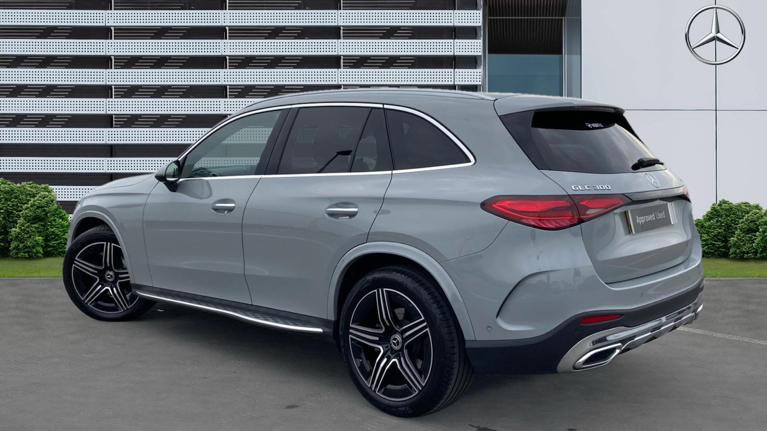 Used Mercedes-Benz GLC 2024 for sale - 76115742: Photo 2