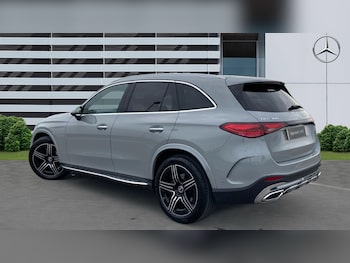 Used Mercedes-Benz GLC 2024 for sale - 76115742: Photo 2