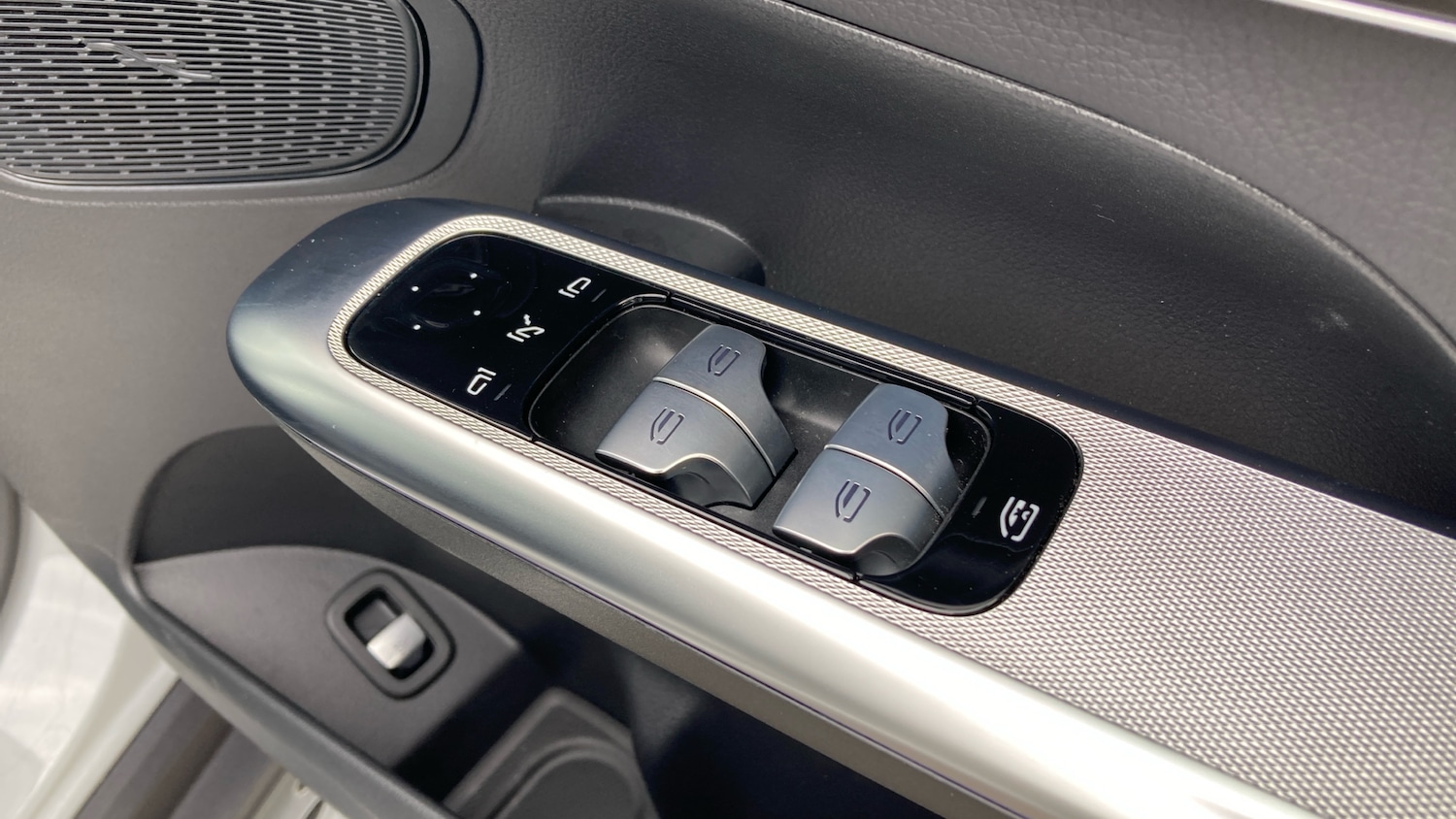 Used Mercedes-Benz GLC 2024 for sale - 76115742: Photo 34