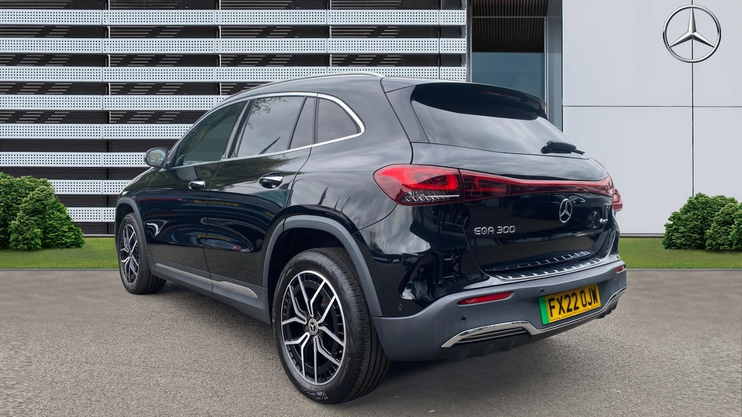 Used Mercedes-Benz EQA 2022 for sale - 76352906: Photo 2