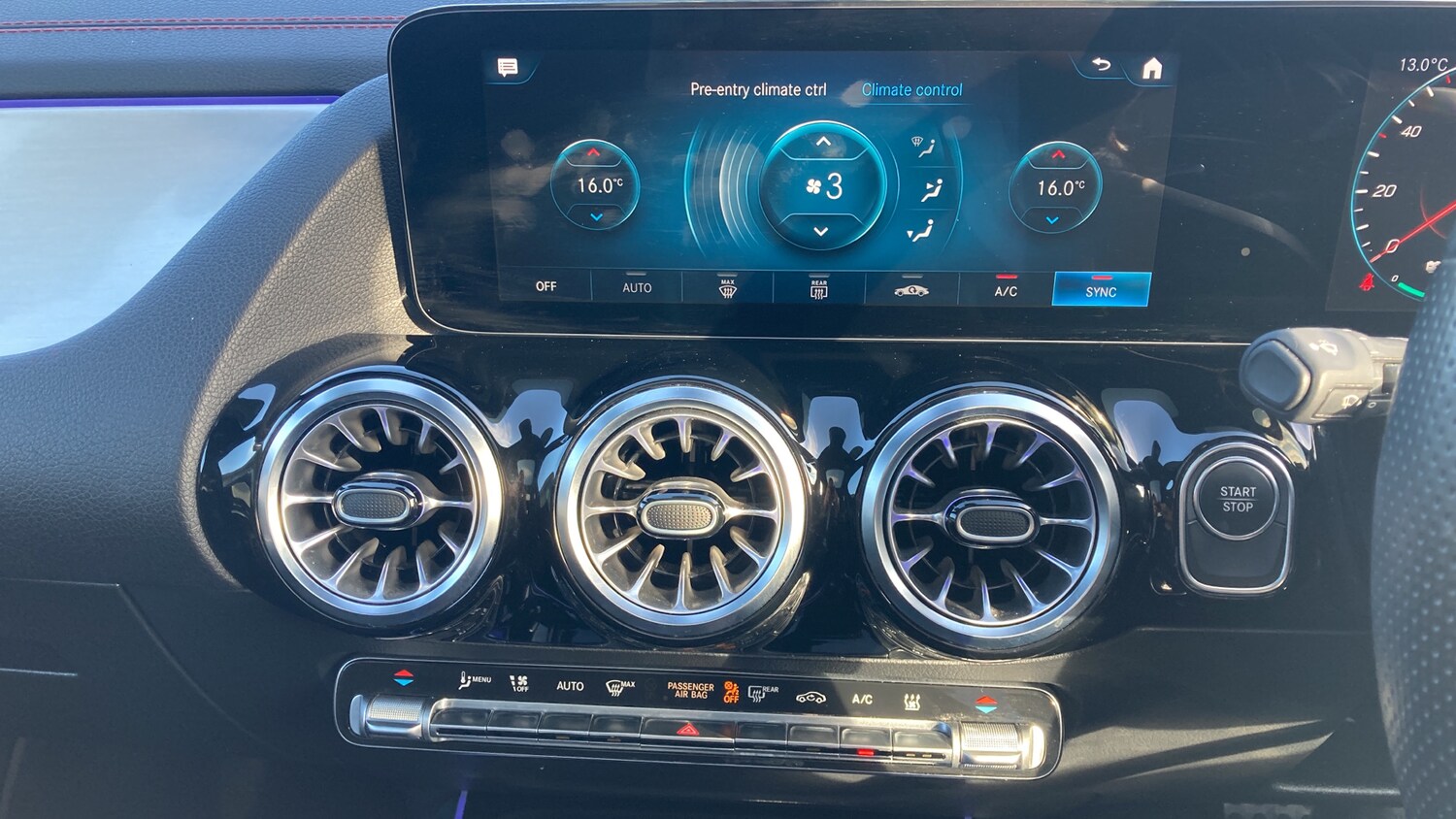 Used Mercedes-Benz EQA 2022 for sale - 76352906: Photo 24