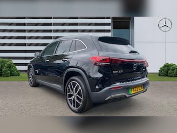 Used Mercedes-Benz EQA 2022 for sale - 76352906: Photo